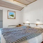 Senni - 800m From The Sea By Interhome