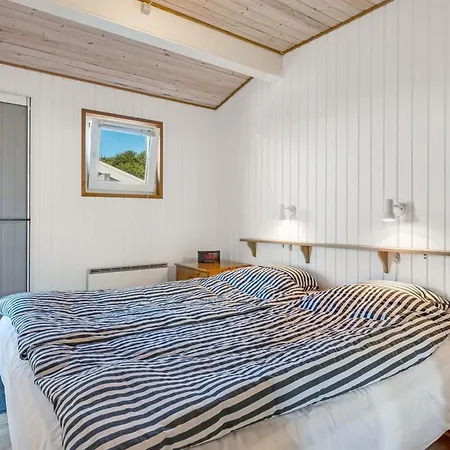 Senni - 800m From The Sea By Interhome